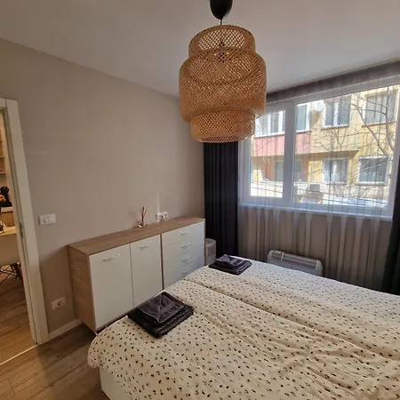 Brand New Luxury Flat In The Center Apartment *