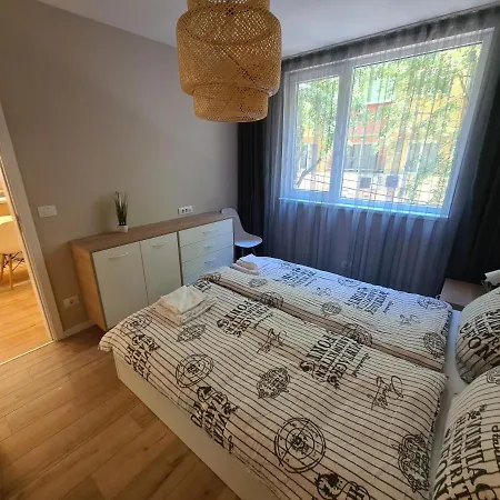 アパート Brand New Luxury Flat In The Center ヴァルナ