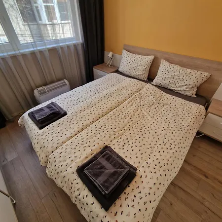 Brand New Luxury Flat In The Center アパート ヴァルナ